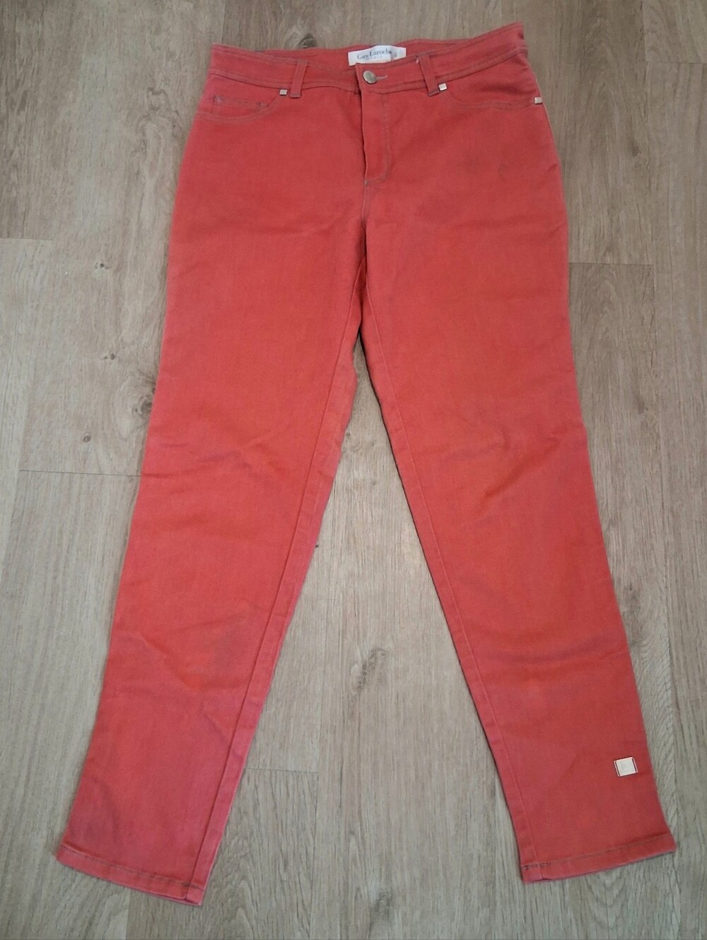 Guy Laroche Slim Coral Women’s Straight Leg Jeans S40 French Designer Y2K